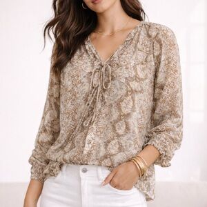 Staccato chiffon snakeskin bubble faux wrap tie neck top ❤️